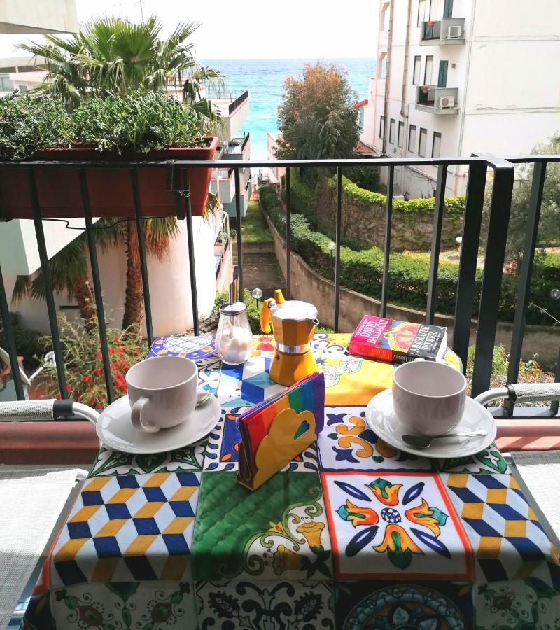 Ferienwohnung Oltremare Taormina Letojanni Exterior foto